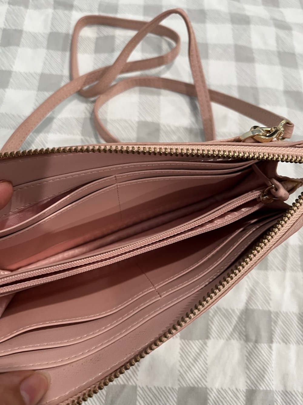 kate spade Pebbled Blush Pink Crossbody Wallet - Picture 5 of 5